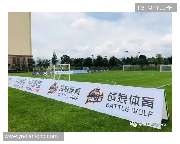 喀什万达足球明星闪耀赛场助力地方足球发展与文化交流